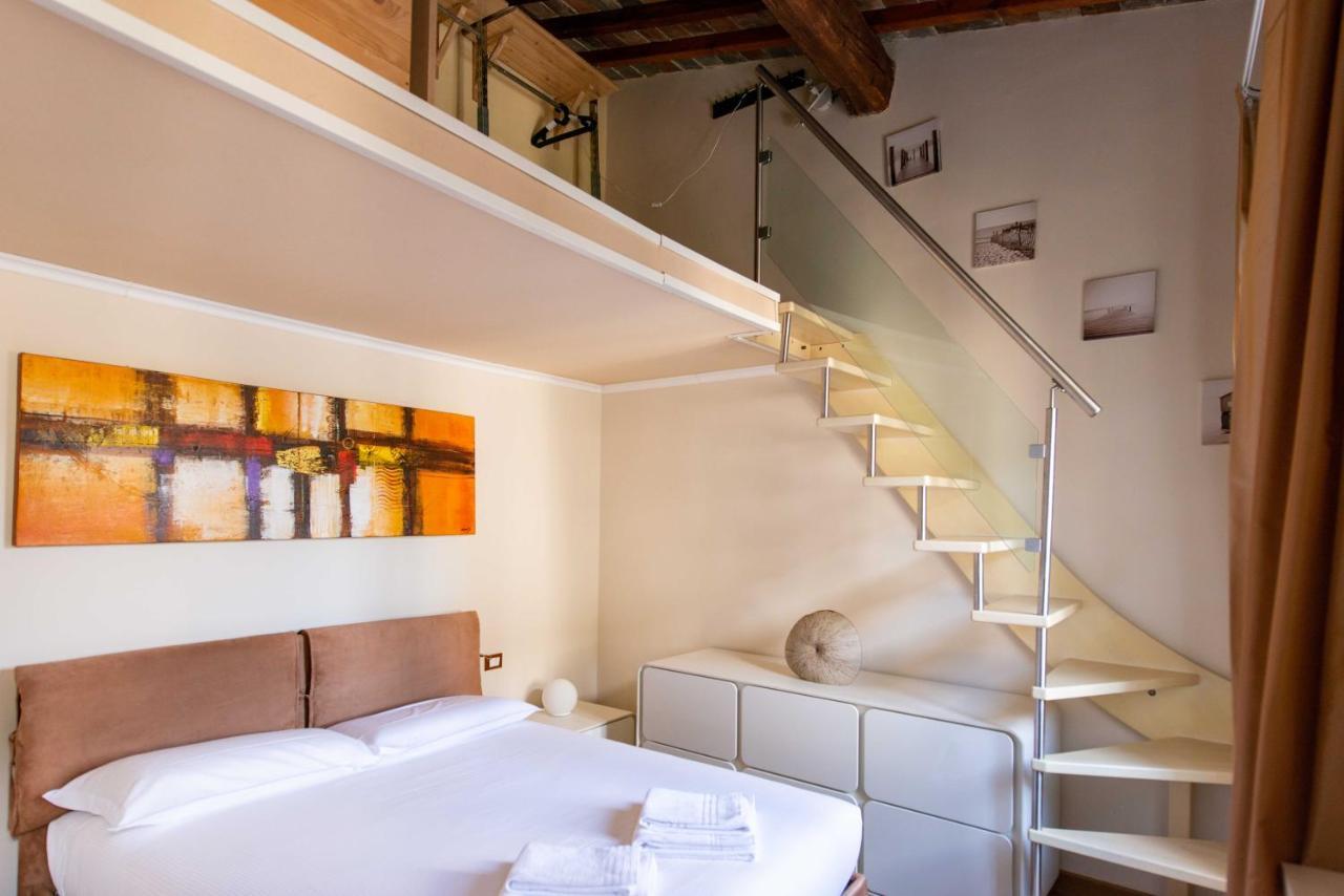 Modern, Bright Near Boboli Gardens & Santo Spirito - Homeunity Florence Exterior photo