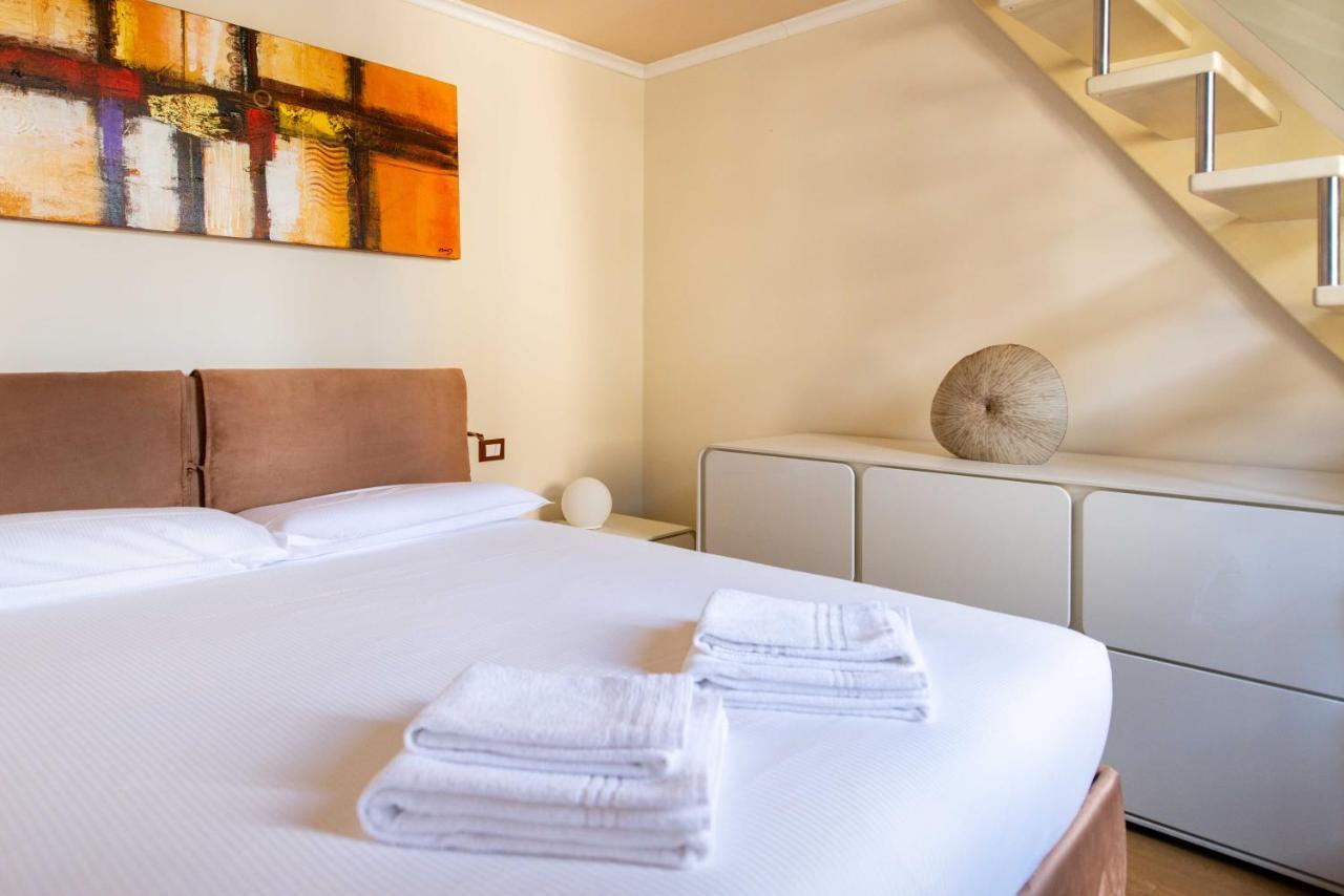 Modern, Bright Near Boboli Gardens & Santo Spirito - Homeunity Florence Exterior photo